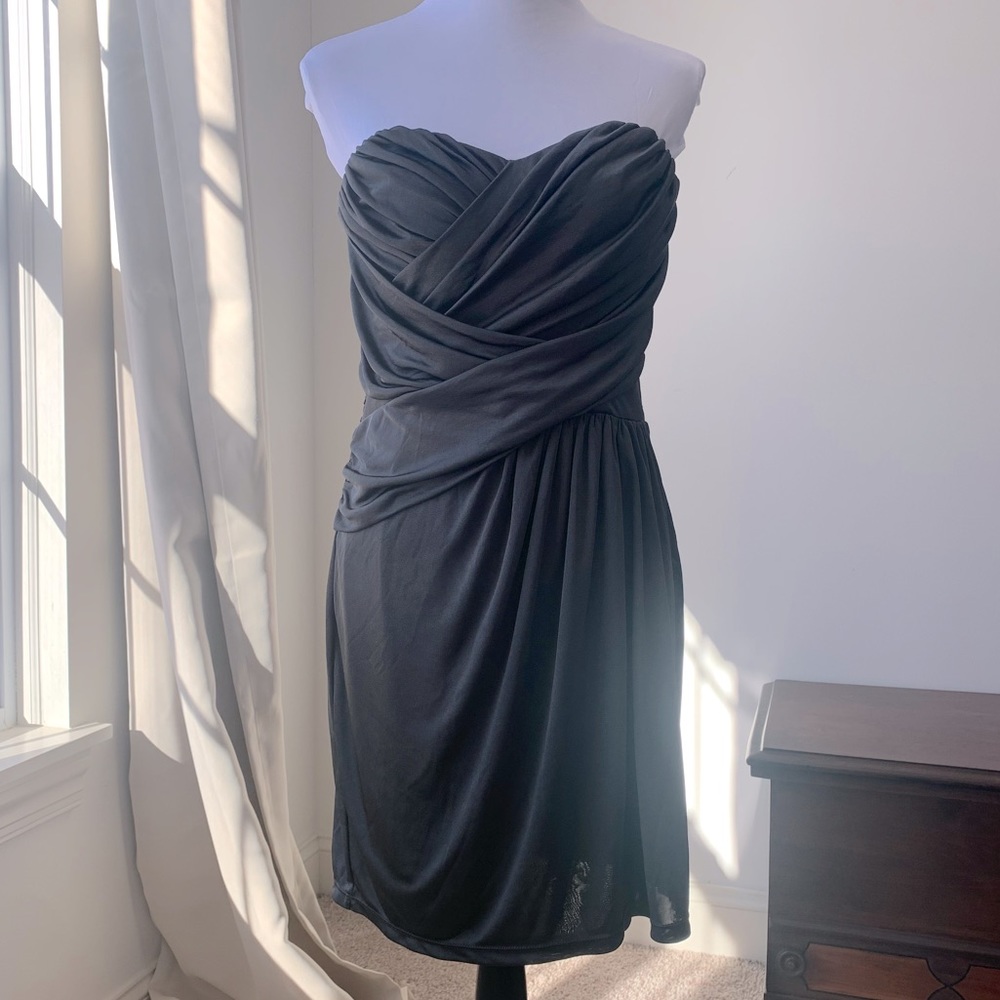 Express grey sweetheart strapless dress. Size M